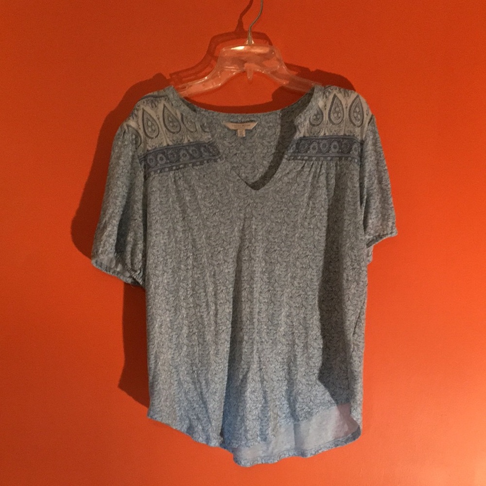 Lucky Brand Blue Paisley Floral Women's Short Sleeve Spring Top Size Small 2/4/6 - Picture 14 of 16
